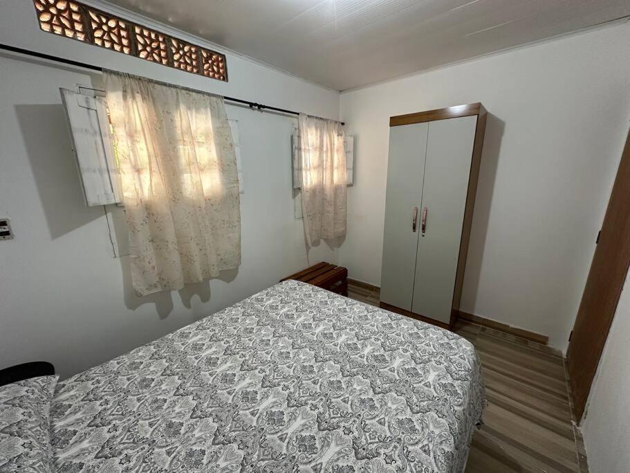 Casa Aconchegante A 100m Da De